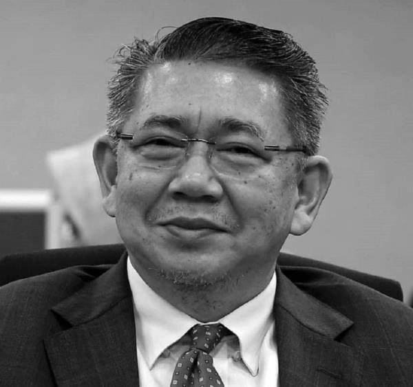Agong, Raja Permaisuri convey condolences to family of Salahuddin